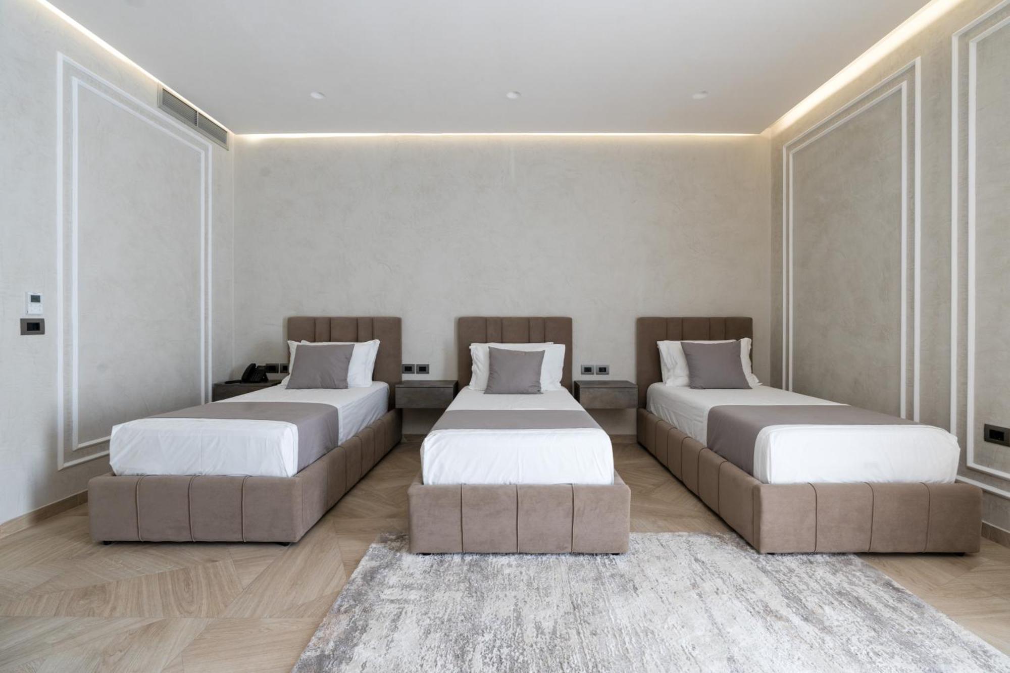 Hotel Plaza Berat Ngoại thất bức ảnh
