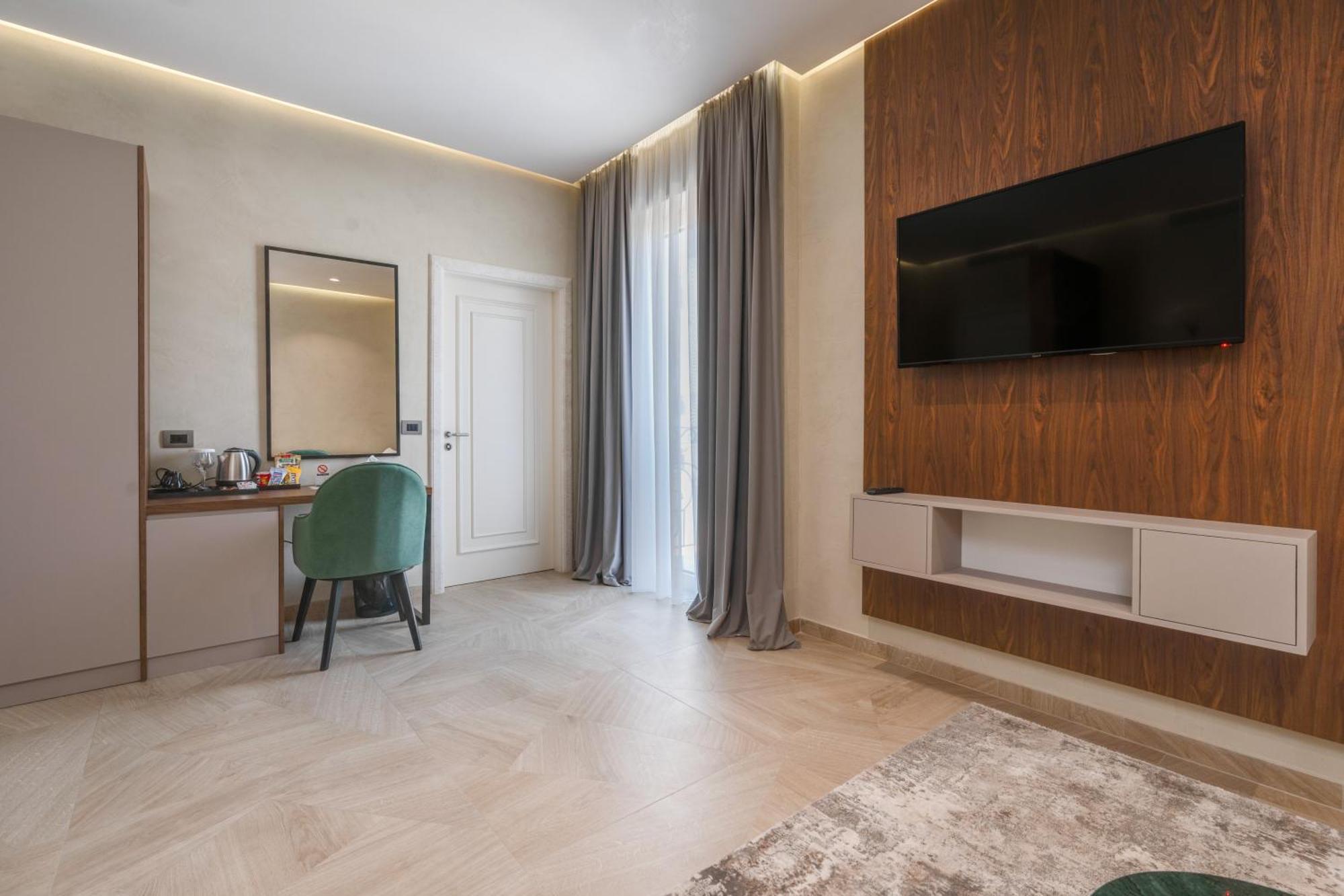 Hotel Plaza Berat Ngoại thất bức ảnh