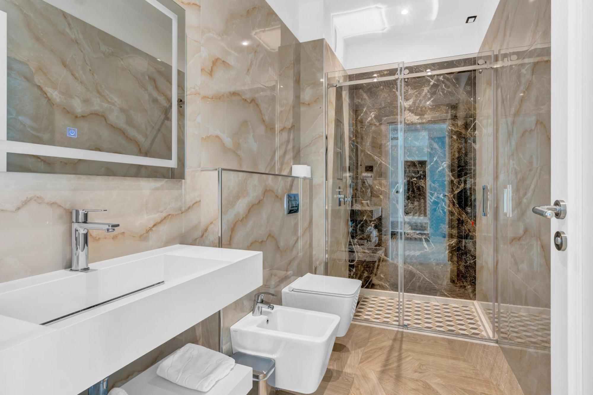 Hotel Plaza Berat Ngoại thất bức ảnh